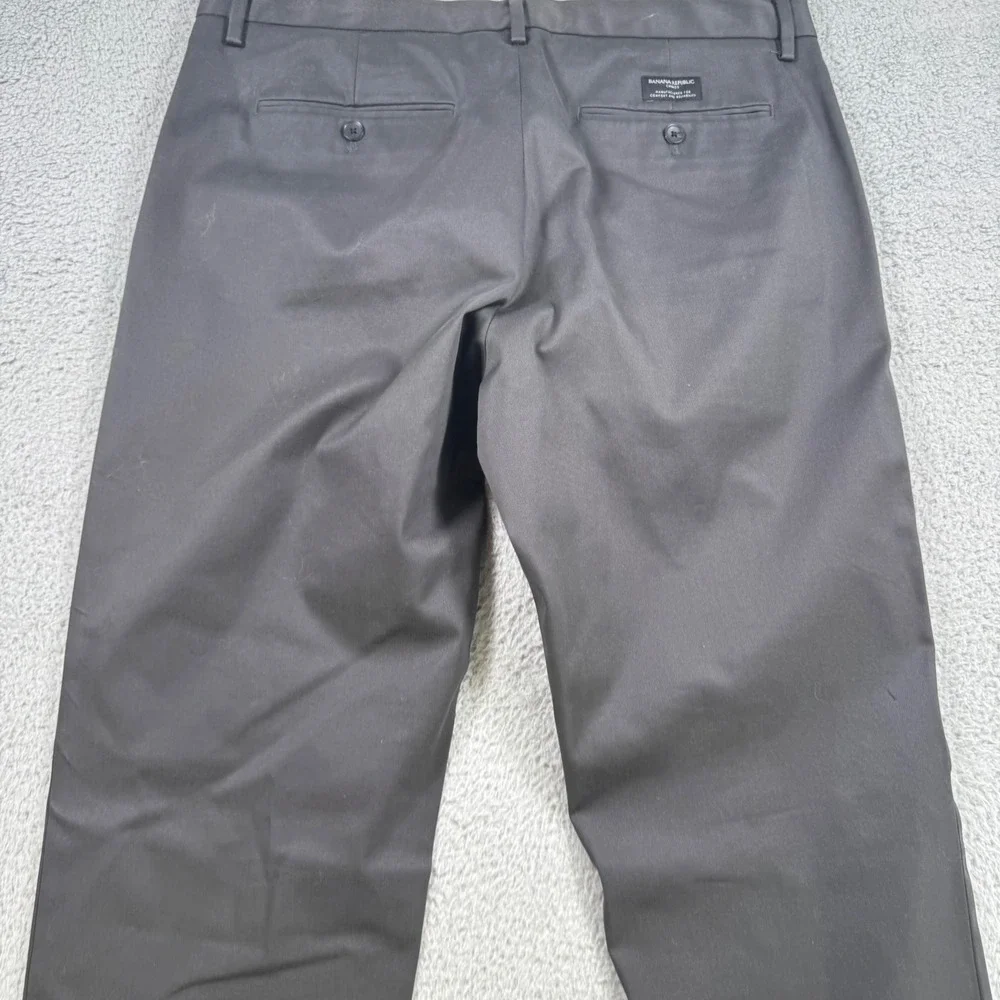 Banana Republic very good